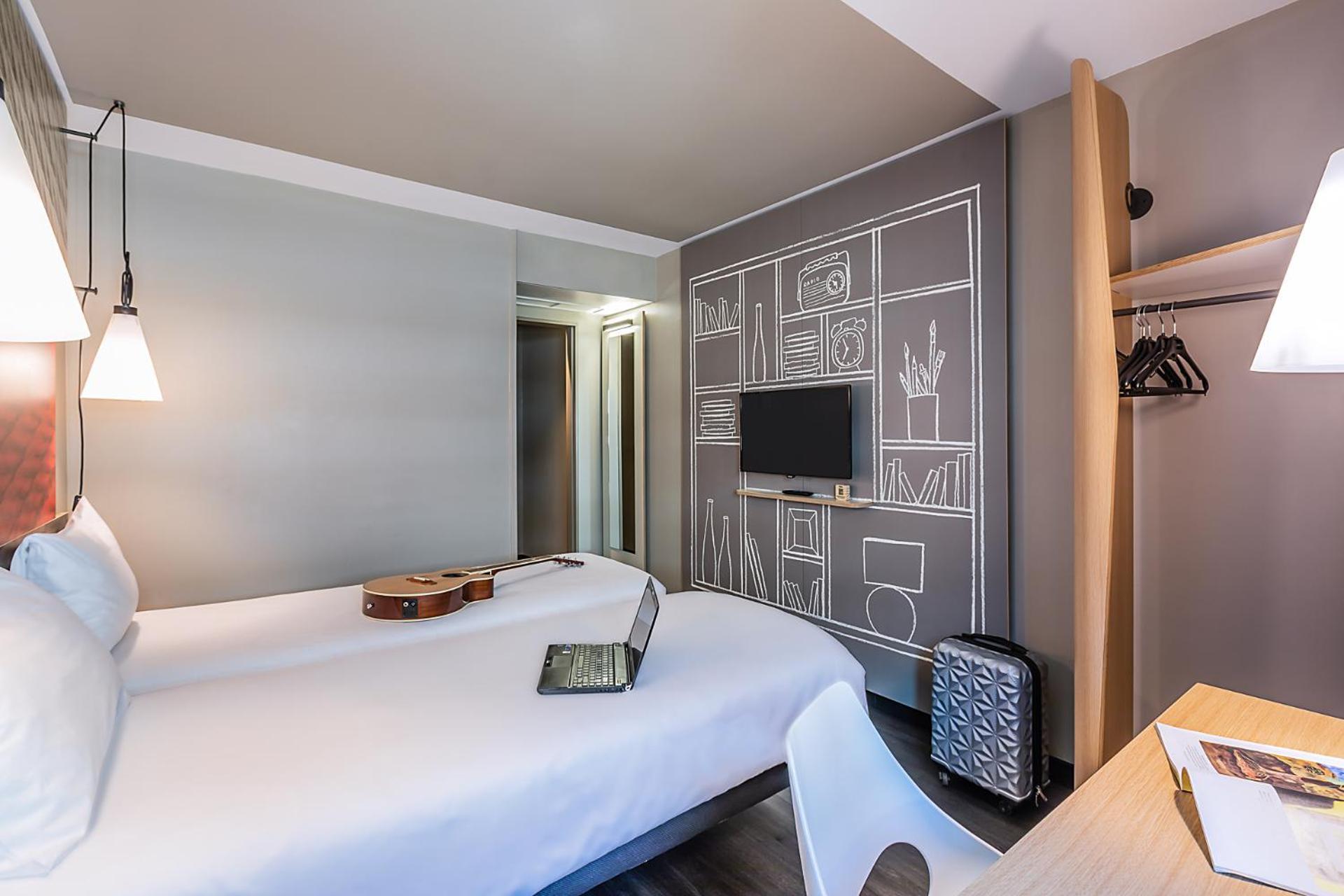Hotel Ibis Lisboa Liberdade Экстерьер фото