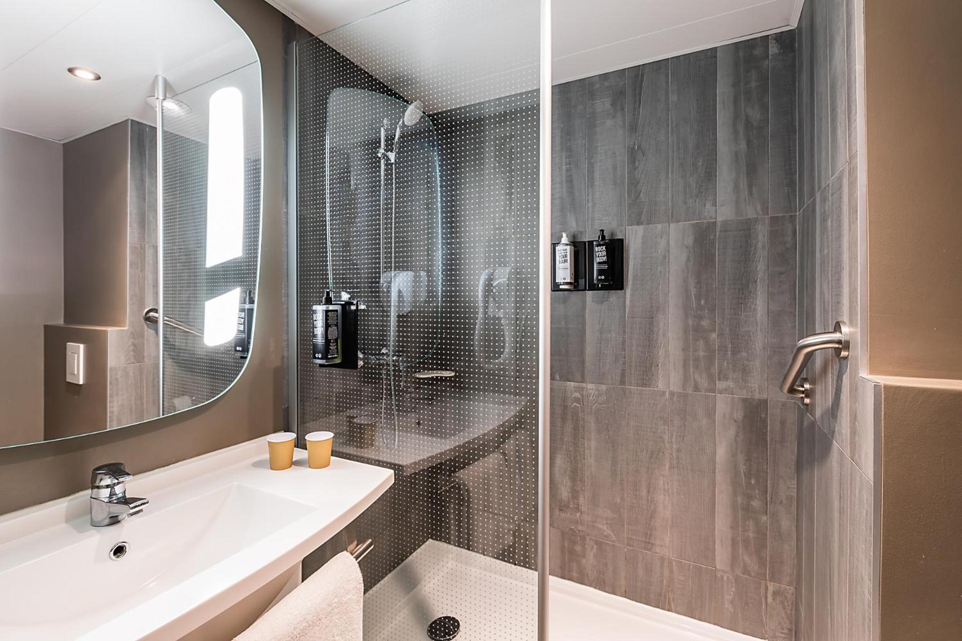 Hotel Ibis Lisboa Liberdade Экстерьер фото